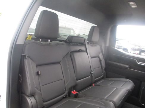 Used 2023 GMC Sierra 1500 SLT w/ SLT Premium Package AWD/4WD image 23