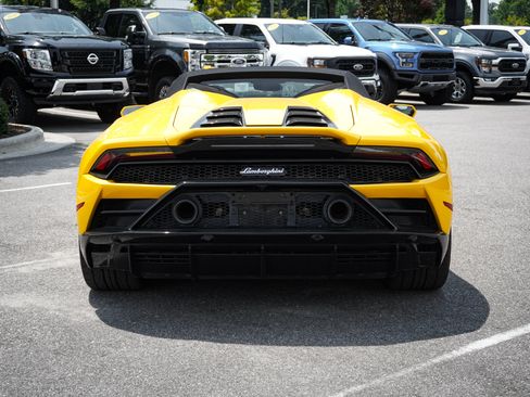 Used 2020 Lamborghini Huracan EVO AWD/4WD image 9