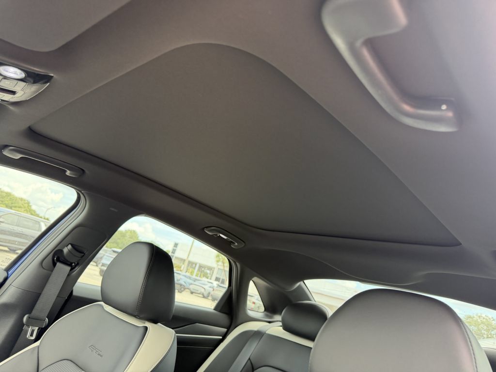 New 2026 Kia K5 GT-Line w/ GT-Line Premium Package FWD image 22