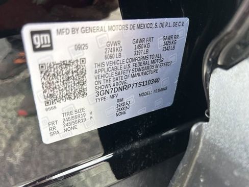 New 2026 Chevrolet Equinox EV LT image 36