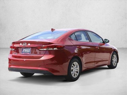 Used 2017 Hyundai Elantra SE FWD image 5
