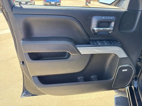 Used 2018 Chevrolet Silverado 1500 LTZ Z71 w/ LTZ Plus Package image 11