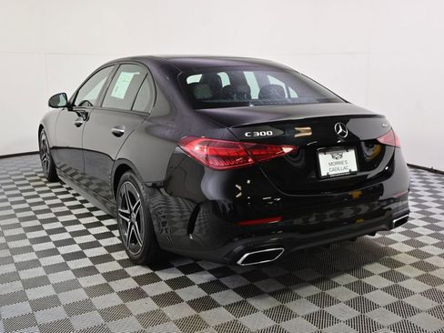 Used 2025 Mercedes-Benz C 300 4MATIC Sedan image 4