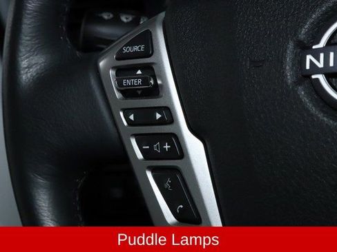 Used 2024 Nissan Titan SV w/ SV Convenience Package image 23