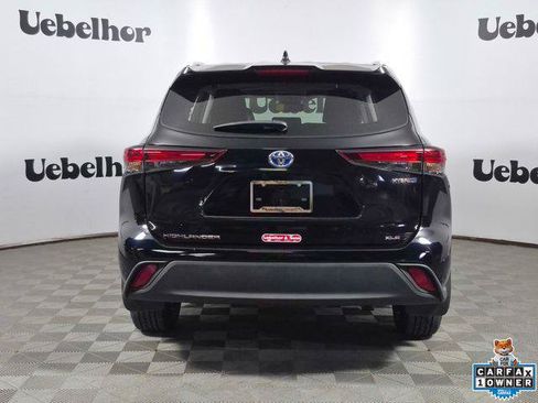 Certified 2024 Toyota Highlander XLE AWD/4WD image 6
