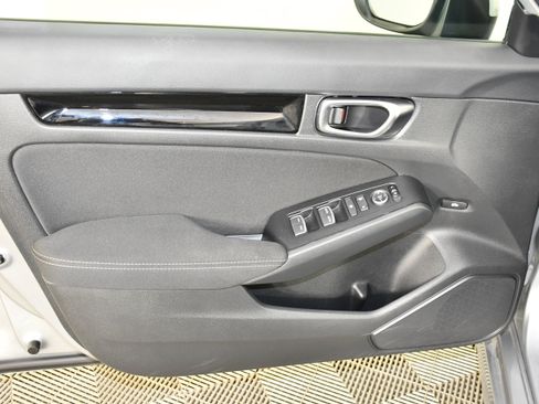 Certified 2023 Honda Civic EX image 25