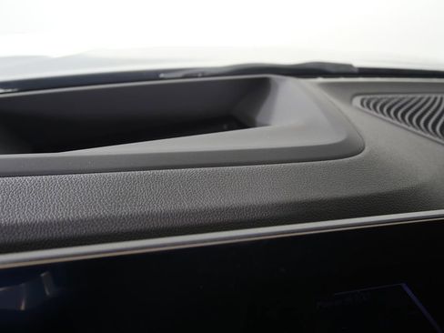 New 2026 BMW 330i xDrive Sedan w/ Premium Package image 18