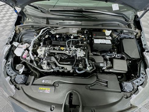 Used 2025 Toyota Corolla LE image 30