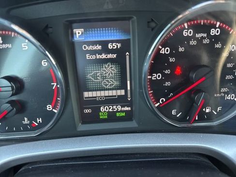 Used 2016 Toyota RAV4 SE w/ Protection Package image 11