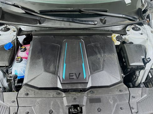 Used 2024 Hyundai Ioniq 5 SEL RWD image 33