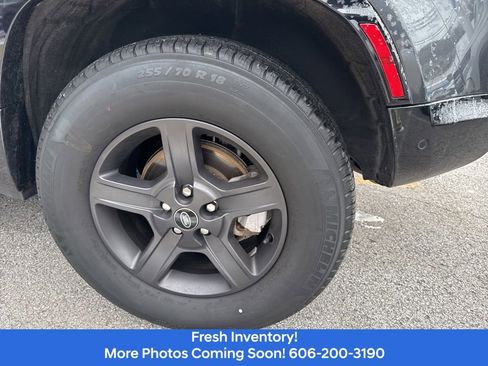 Used 2022 Land Rover Defender 90 S image 9