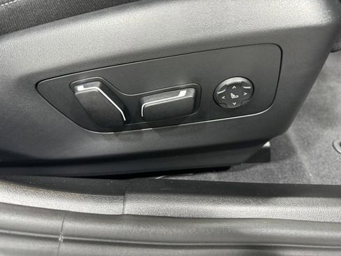 New 2026 BMW 530i xDrive w/ M Sport Package image 20