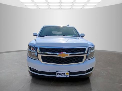 Used 2019 Chevrolet Suburban LT AWD/4WD image 2