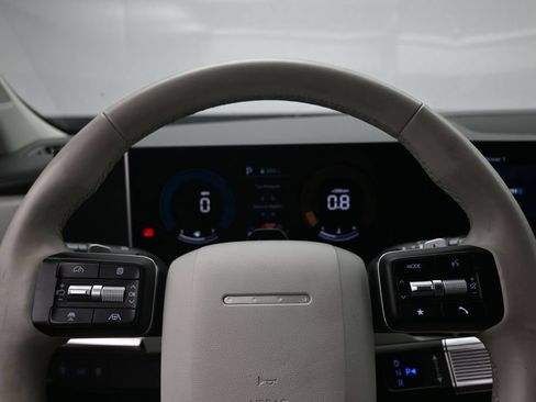 Certified 2025 Hyundai Santa Fe SEL AWD/4WD image 13