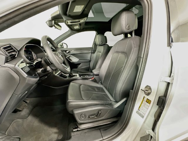 Used 2025 Audi Q3 2.0T Premium AWD/4WD image 4