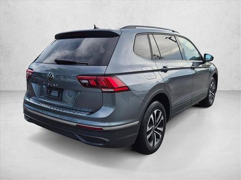 Used 2022 Volkswagen Tiguan S FWD image 5