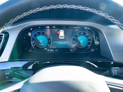 New 2026 Volkswagen Atlas Cross Sport SE image 19