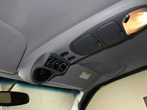 Used 2000 Ford Excursion XLT image 18