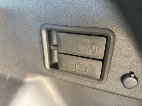 Certified 2024 Chevrolet Equinox LT image 39