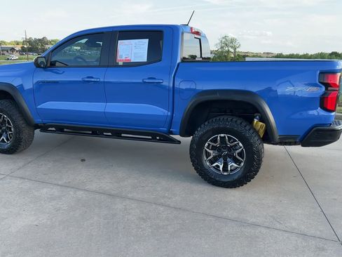 Used 2026 Chevrolet Colorado ZR2 w/ Technology Package AWD/4WD image 5