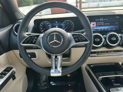 Certified 2026 Mercedes-Benz GLB 250 GLB 250 image 17