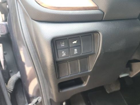 Used 2017 Honda CR-V EX-L image 16