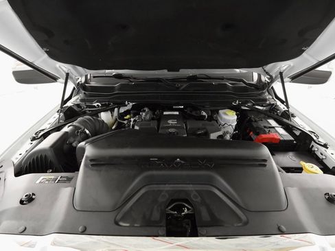 Used 2019 RAM 2500 Limited image 39