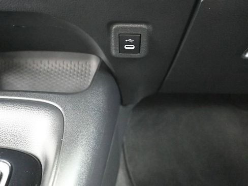 Used 2024 Toyota Corolla LE image 31