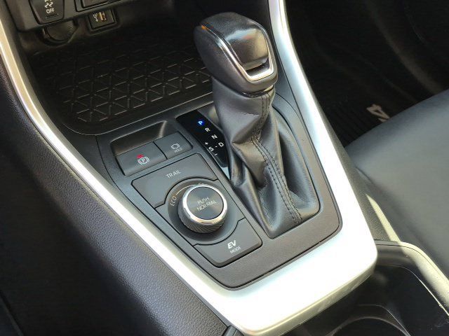 Used 2023 Toyota RAV4 XLE Premium AWD/4WD image 11