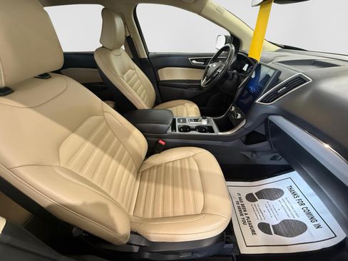 Used 2022 Ford Edge SEL AWD/4WD image 15