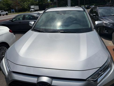 Used 2020 Toyota RAV4 XLE w/ Carpet Mat Package AWD/4WD image 2