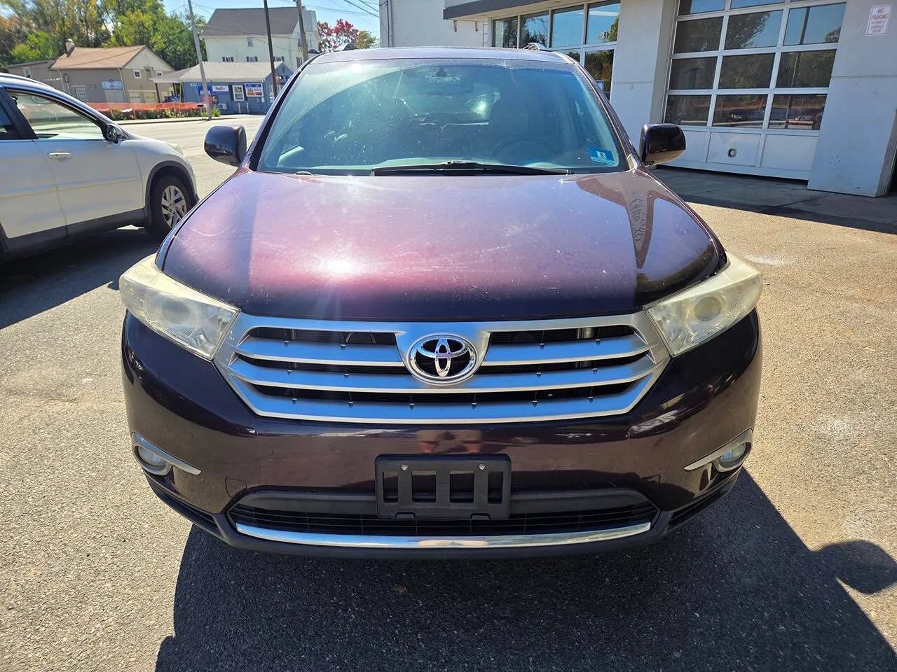 Used 2012 Toyota Highlander SE w/ Tow Pkg AWD/4WD image 36