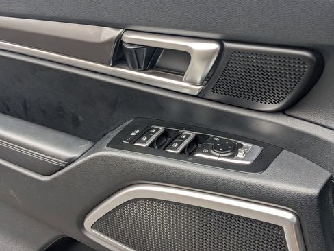 Used 2025 Kia Telluride S image 13