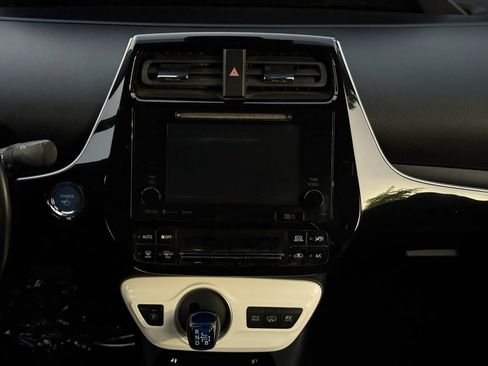 Used 2018 Toyota Prius Prime Plus w/ Carpet Mat Package image 32