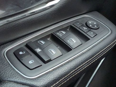 Certified 2022 RAM 1500 Laramie AWD/4WD image 32