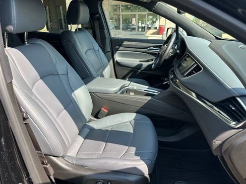 Used 2024 Buick Enclave Essence w/ LPO, Floor Liner Package FWD image 31