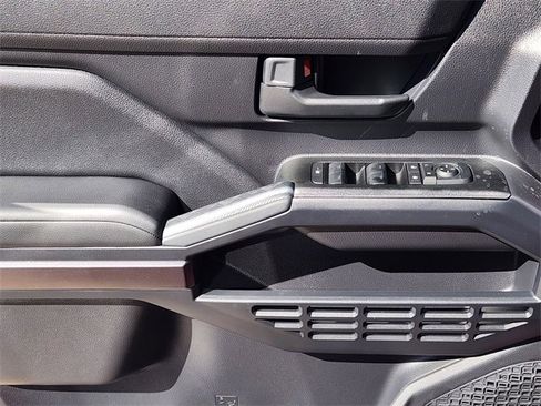 New 2026 Toyota 4Runner SR5 image 16