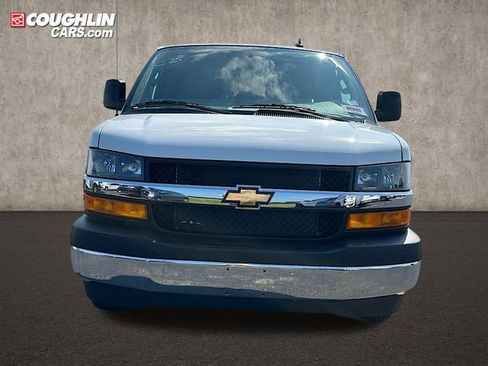 New 2025 Chevrolet Express 3500 Work Van w/ Driver Convenience Package image 2