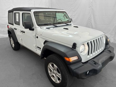 Used 2022 Jeep Wrangler Unlimited Sport AWD/4WD image 10