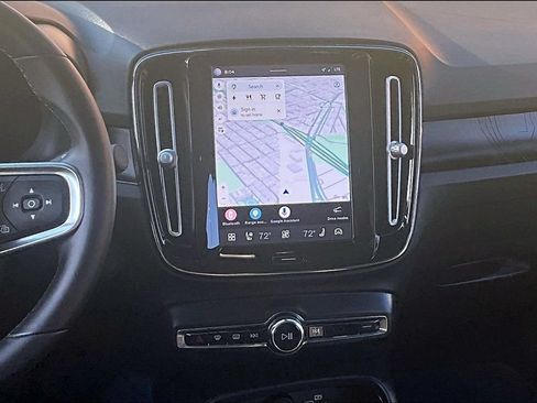 Certified 2023 Volvo C40 P8 Recharge Ultimate AWD/4WD image 8