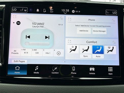 Used 2023 Chrysler Pacifica Touring-L FWD image 14
