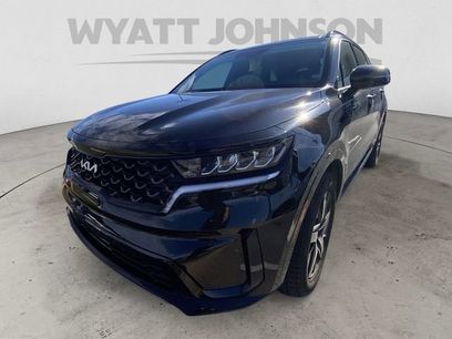 Used 2023 Kia Sorento S w/ Panoramic Sunroof Package