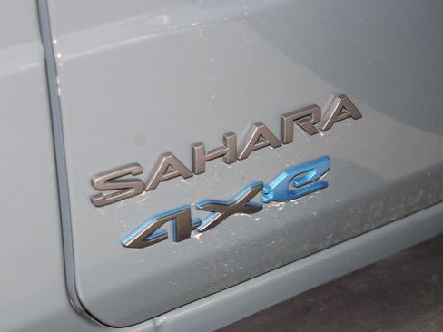 Used 2025 Jeep Wrangler Sahara 4xe w/ Safety Group image 16