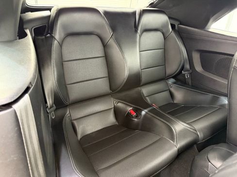 Used 2021 Ford Mustang GT Premium image 19