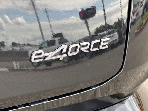 New 2025 Nissan Ariya AWD image 7