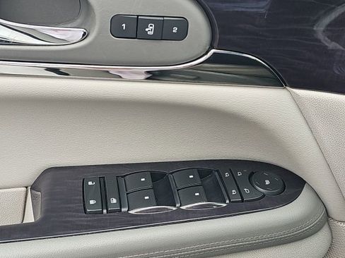 Used 2017 Buick Enclave Premium w/ Experience Buick Package image 33