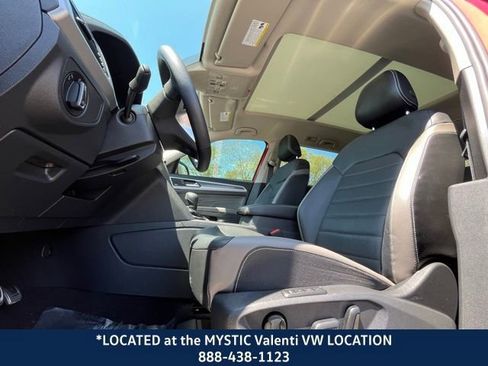 Used 2022 Volkswagen Atlas SEL Premium image 31