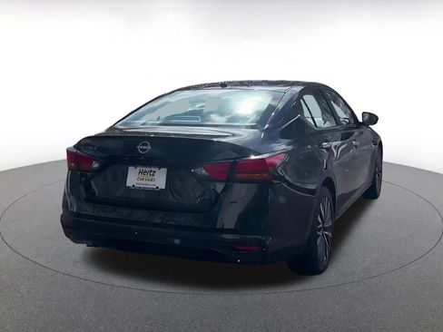 Used 2025 Nissan Altima 2.5 SV image 15