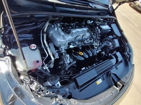Used 2022 Toyota Corolla LE FWD image 45