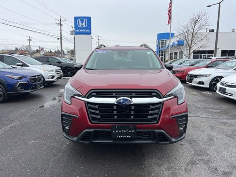 Used 2024 Subaru Ascent Limited w/ Technology Package image 8